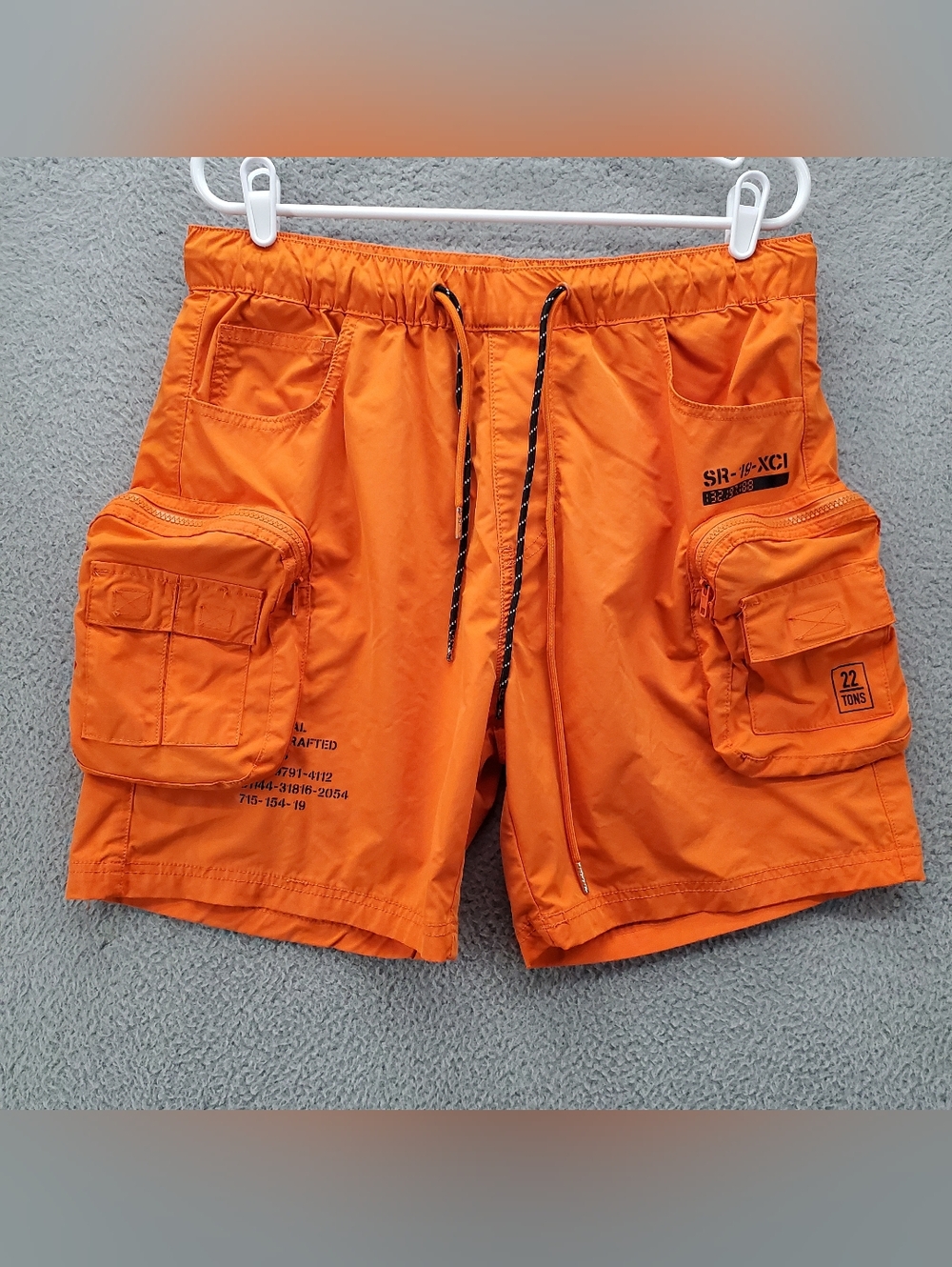 Decibel Cargo Shorts Mens Large Orange